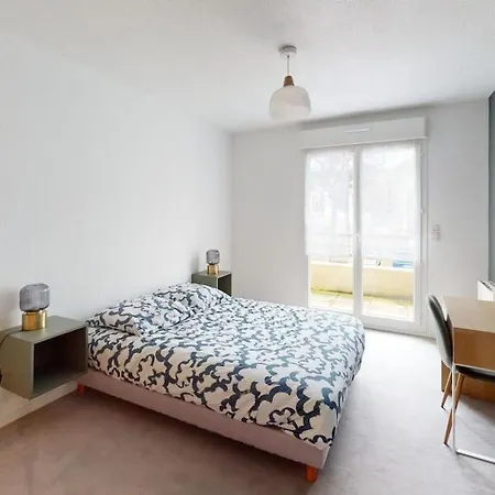 F4 - Rue Jean Le Brozec Apartment